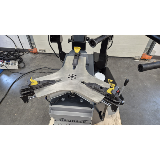 MONTAŻOWNICA AUTOMATYCZNA GRUBBER GR931FULL PRO (RAMIĘ 3D RUN FLAT, TOUCH FREE)